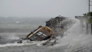 content_131108030403-wave-typhoon-house-horizontal-gallery