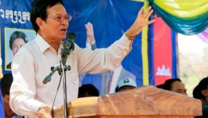 kem_sokha_speaks_to_supporters_in_pursat_province_yesterday_20_03_2016_supplied