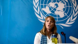 rhona_smith_at_press_conferencein_phnom_penh_24_9_15_victoria_morck_madsen